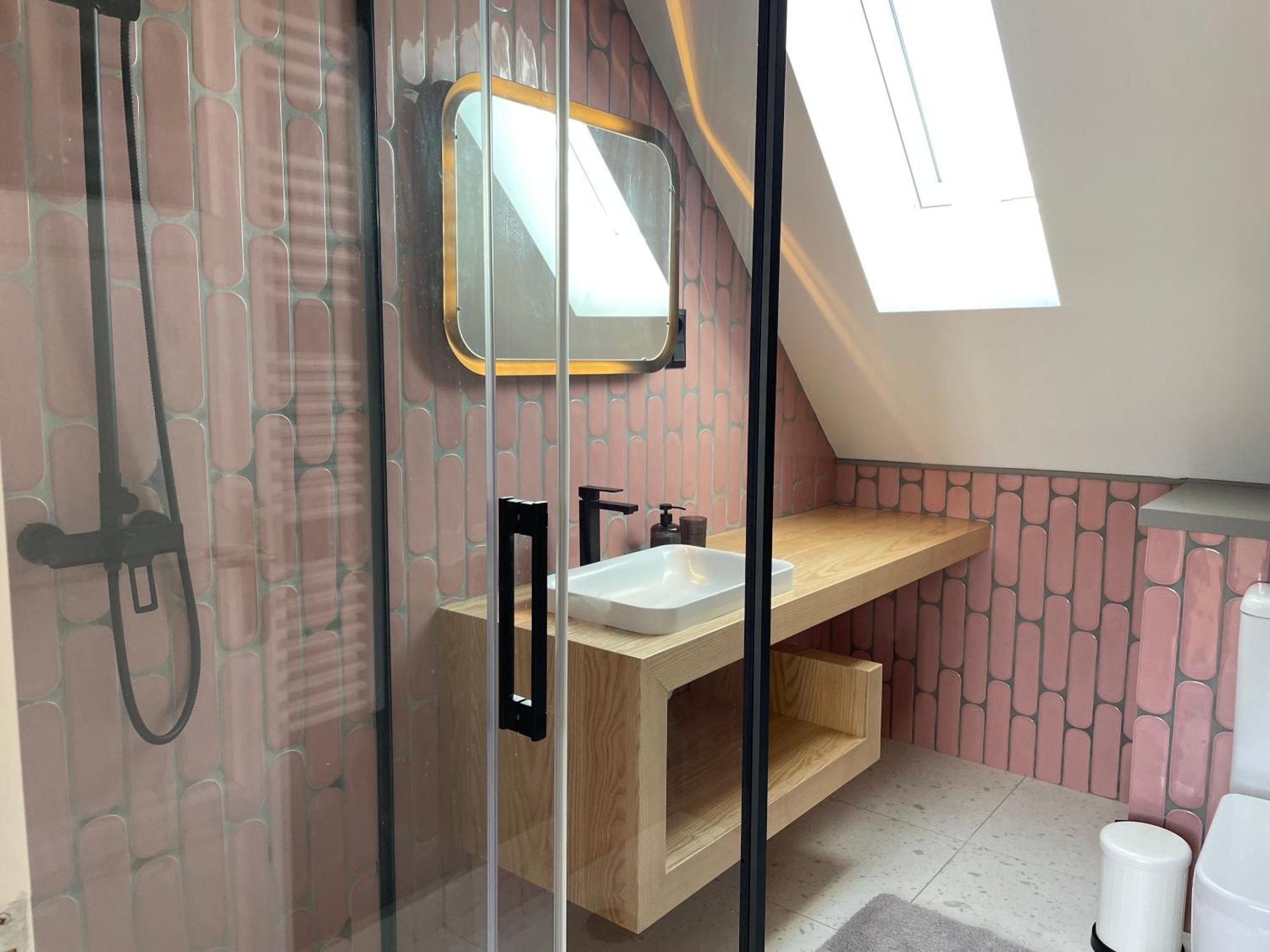 Frida Apartman, Exkluziv Varpanoramaval, A Belvaros Sziveben, Ingyenes Parkolassal Veszprém Exterior foto